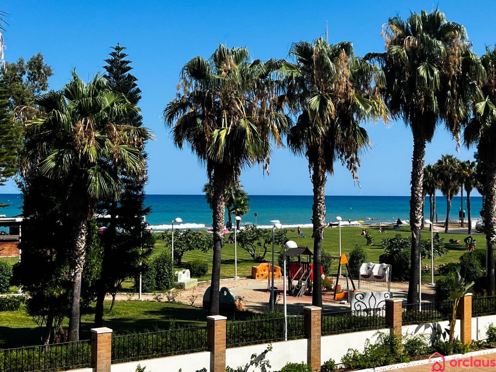Modern In Front Of The Mediterranean Apartment